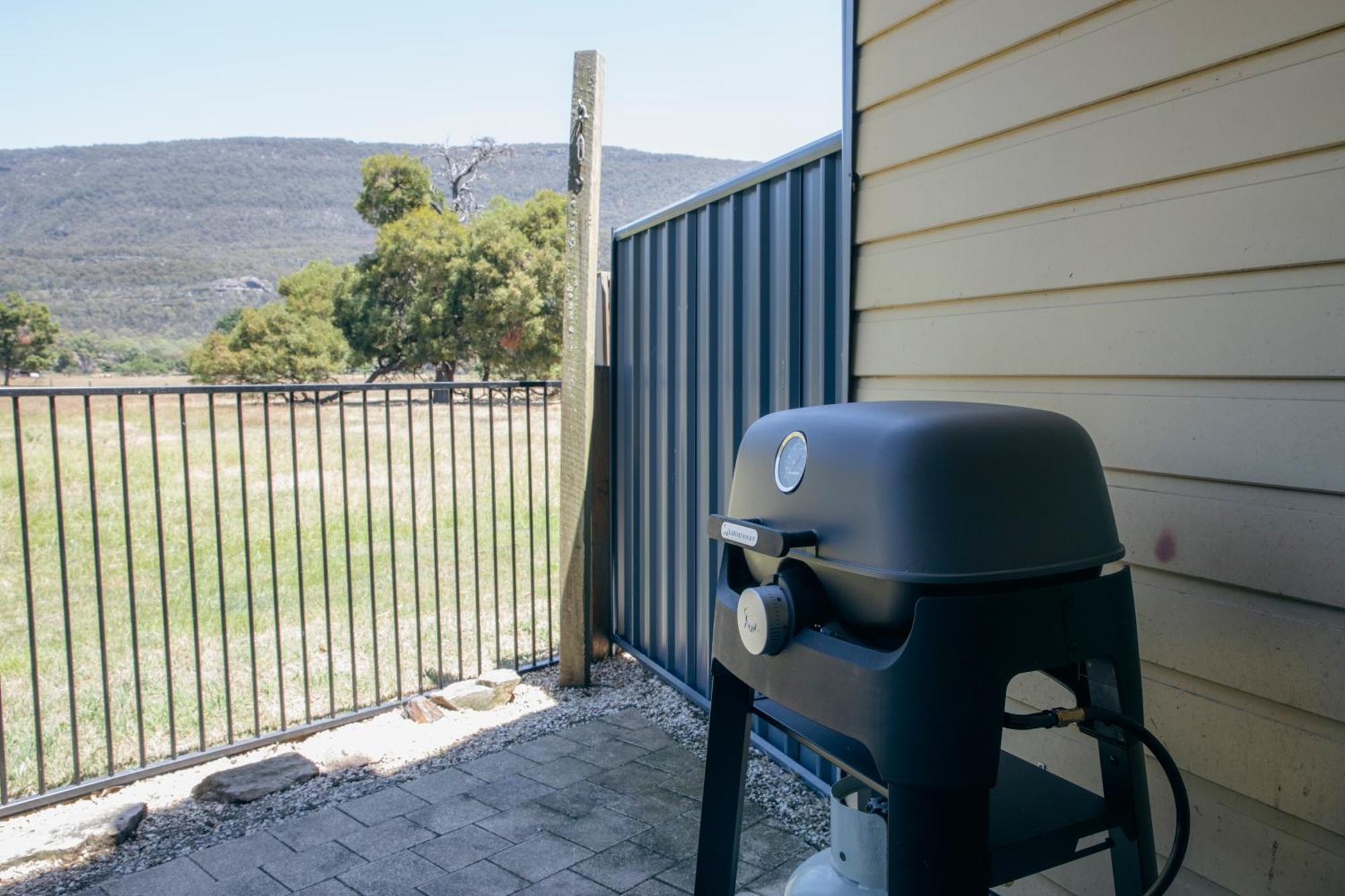 Townhouse Escape * Halls Gap